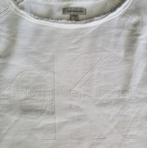 White calvin klein sweatshirt - Picture 3 of 4